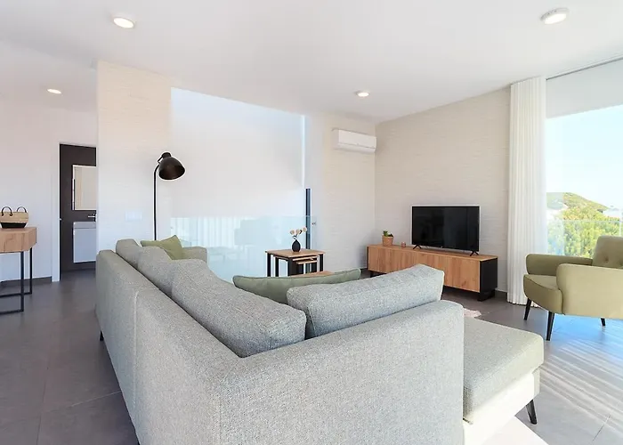 View Bay With Jacuzzi *